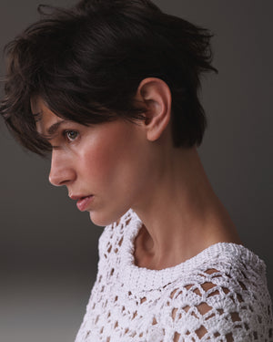Rabi handknitted top in natural yarn, relaxed silhouette — Wooly Rouge