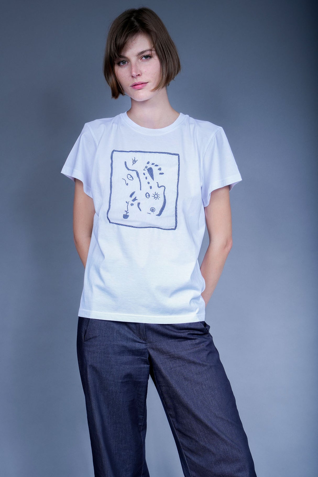 Wooly Rouge x Sasha hand-embroidered T-shirt N°1, unique artwork — Wooly Rouge