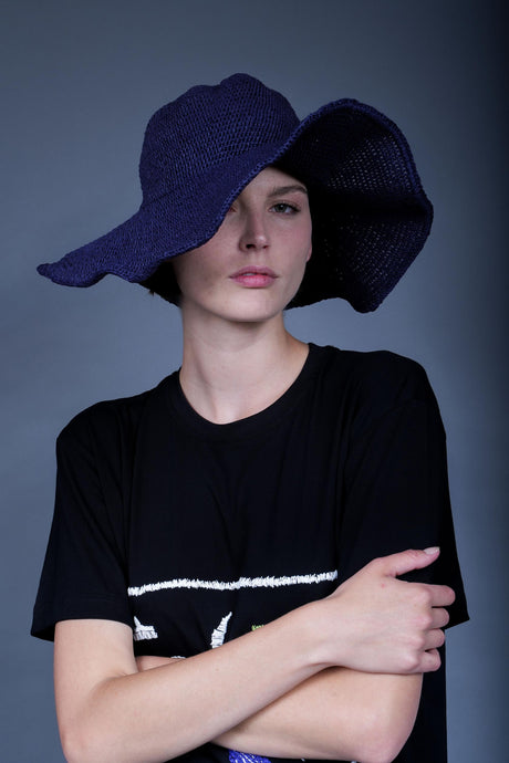 Hat with large brim - WoolyRouge